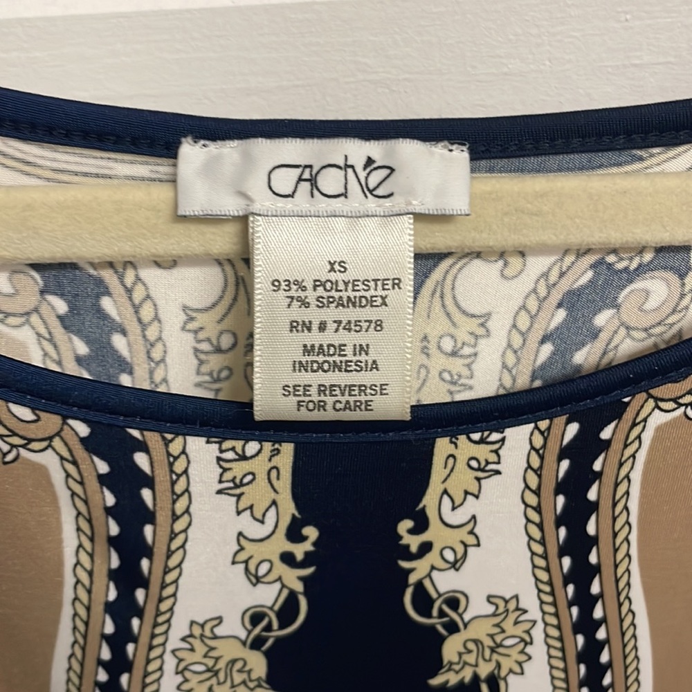 Stylish Cache Top - image 3